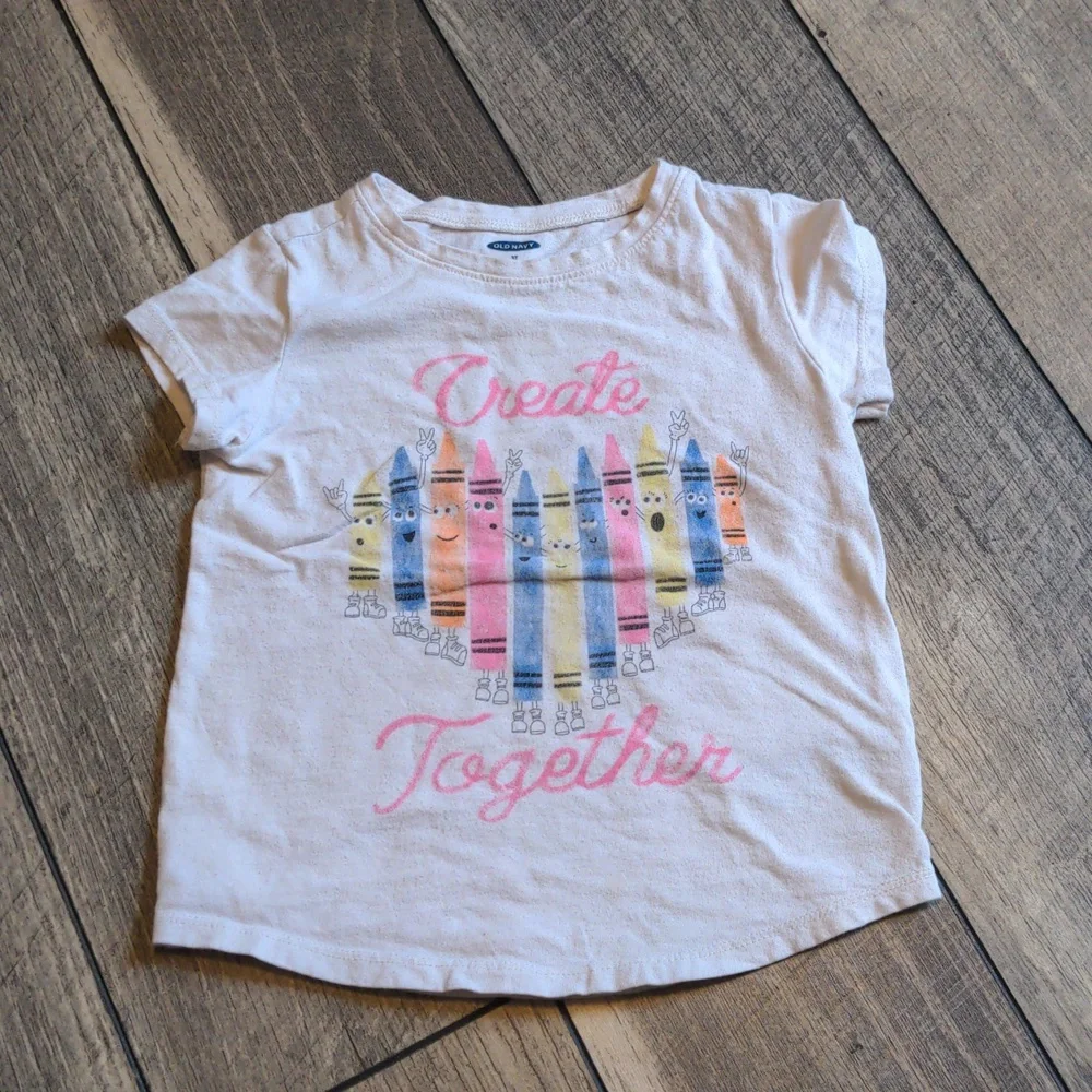 Old Navy Toddler Girl Create Together Crayon Shirt 3T